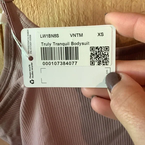 NWT Lululemon truly tranquil bodysuit - Picture 5 of 7